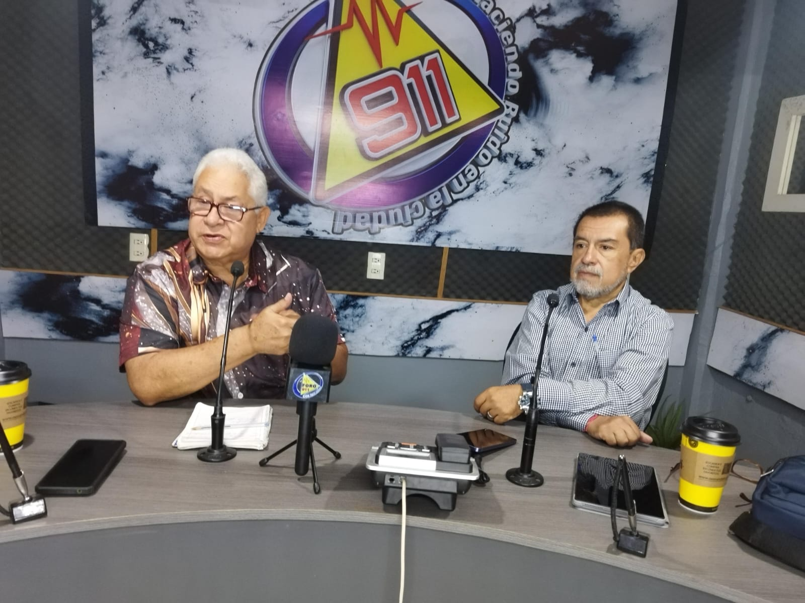 Cabina del programa HOY EN 60 MINUTOS